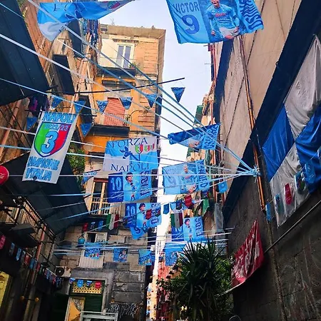 Casa Dell'antico Teatro Di Neapolis Nel Centro Storico Di 나폴리